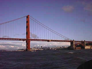 D02-07-GoldenGateWithSF.jpg (77824 bytes)